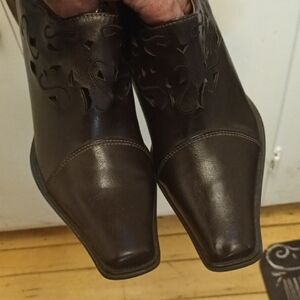 Brown Dress Shoes 7W